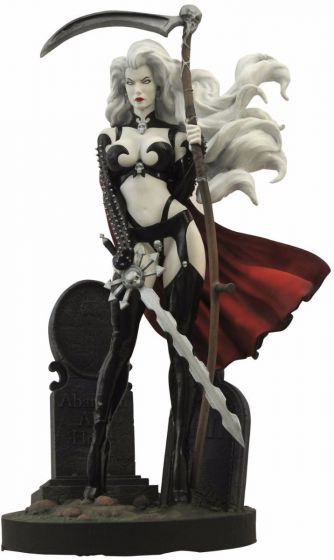Femme Fatales Alice Madness Returns Statue
